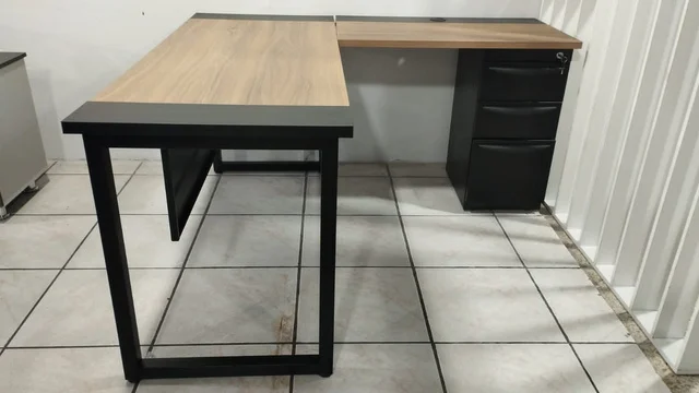 Oficina Modelo GM-134 - Mobiliario Corporativo & Oficinas