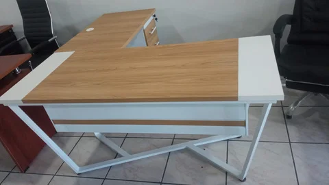 Oficina Modelo GM-143 - Mobiliario Corporativo & Oficinas